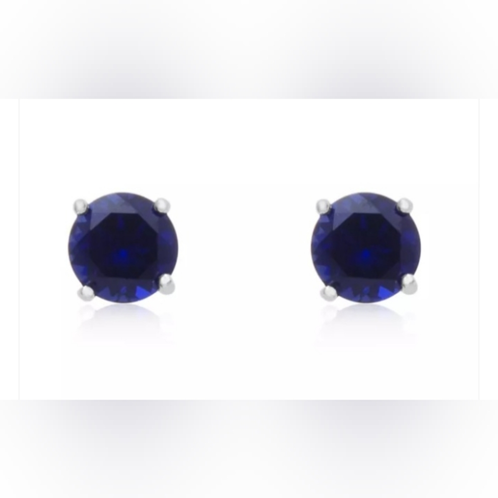 NEW 2 carat Sapphire earrings set in Sterling Silver